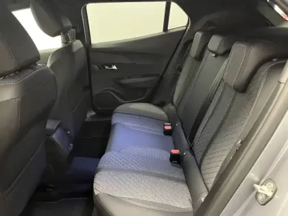 Photo 12 Peugeot 2008  100 S&S BVM6