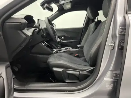 Photo 94 Peugeot 2008  100 S&S BVM6