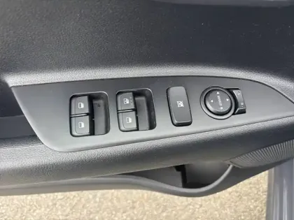 Photo 16 Kia Rio  1.0 T-GDi 100 ch BVM6