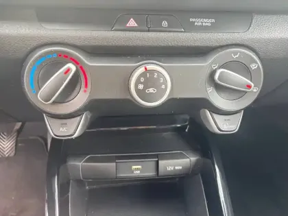 Photo 22 Kia Rio  1.0 T-GDi 100 ch BVM6