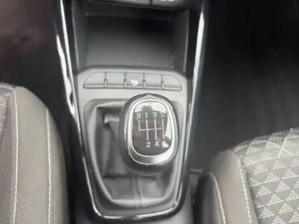 Photo 23 Kia Rio  1.0 T-GDi 100 ch BVM6