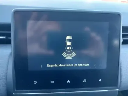 Photo 11 Renault Clio  TCe 90