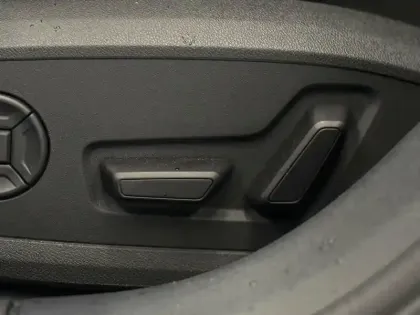 Photo 12 Audi A5  Avant e-hybrid 367 ch S tronic 7 Quattro