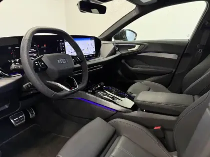 Photo 36 Audi A5  Avant e-hybrid 367 ch S tronic 7 Quattro