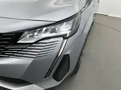 Photo 15 Peugeot 3008  Hybrid 225 e-EAT8