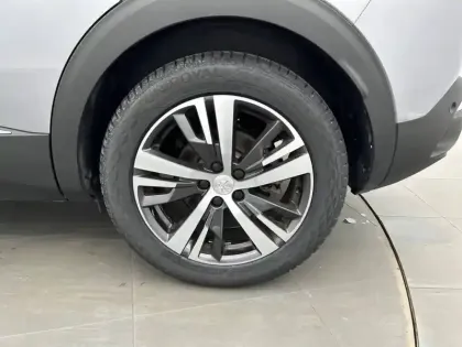 Photo 12 Peugeot 3008  Hybrid 225 e-EAT8