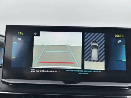 Photo 31 Peugeot 3008  Hybrid 225 e-EAT8