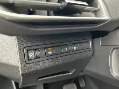 Photo 93 Peugeot 3008  Hybrid 225 e-EAT8