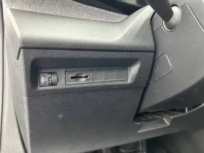 Photo 73 Peugeot 308  PureTech 130ch S&S BVM6