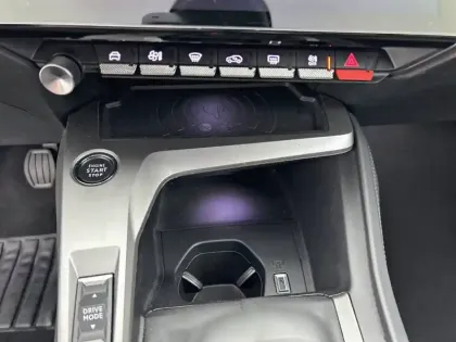 Photo 76 Peugeot 308  PureTech 130ch S&S BVM6