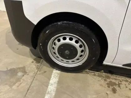 Photo 12 Peugeot Expert  FGN M DIESEL 120 CH MANUELLE