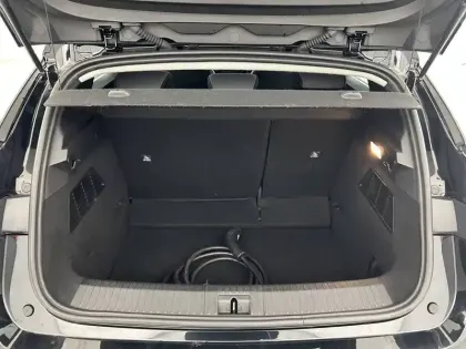 Photo 17 Renault Megane  E-Tech ER EV60 130ch optimum charge