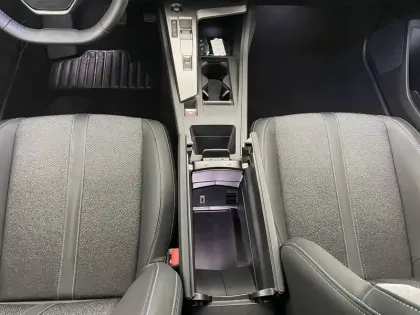 Photo 24 Peugeot 308  SW BlueHDi 130ch S&S EAT8