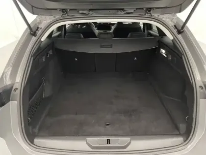 Photo 12 Peugeot 308  SW BlueHDi 130ch S&S EAT8