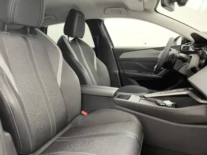 Photo 58 Peugeot 308 Gén. III Ph1 Allure 5