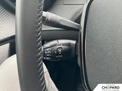 Photo 13 Peugeot 2008  Electrique 54 kWh 156 ch