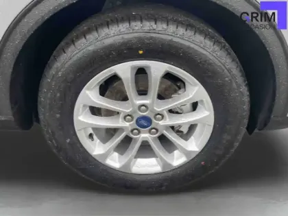 Photo 13 Ford Kuga  2.5 Duratec 190 ch FlexiFuel FHEV E85 Powershift