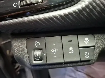 Photo 17 Kia Rio  1.0 T-GDi 100 ch MHEV iBVM6