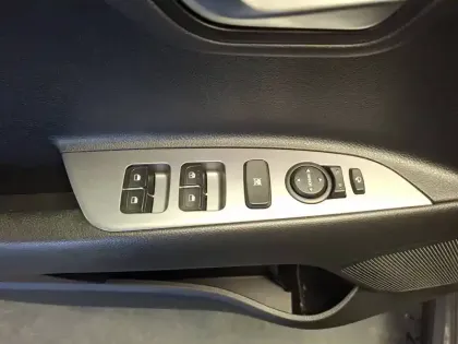 Photo 16 Kia Rio  1.0 T-GDi 100 ch MHEV iBVM6