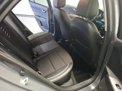 Photo 12 Kia Rio  1.0 T-GDi 100 ch MHEV iBVM6