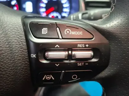 Photo 21 Kia Rio  1.0 T-GDi 100 ch MHEV iBVM6