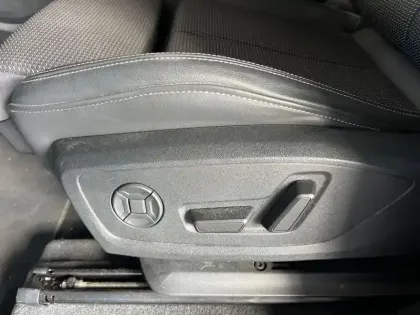 Photo 26 Audi Q3  Sportback 45 TFSIe 245 ch S tronic 6