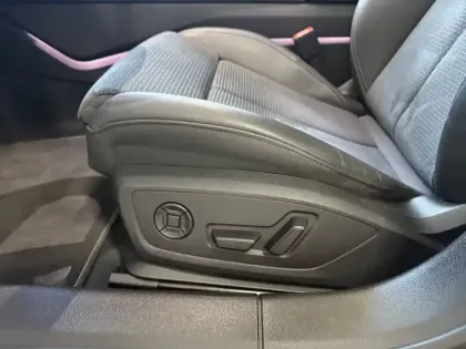 Photo 27 Audi A6  50 TFSIe 299 ch S tronic 7 Quattro