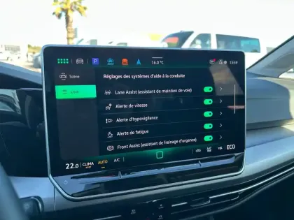 Photo 17 Volkswagen Golf  1.5 eHybrid 204 DSG6