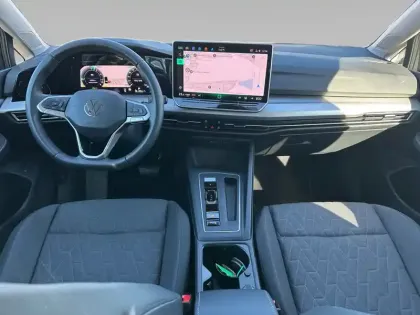 Photo 14 Volkswagen Golf  1.5 eHybrid 204 DSG6