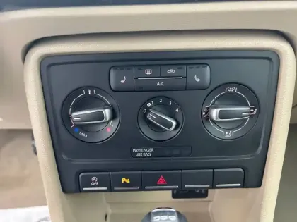 Photo 22 Volkswagen Coccinelle Gén. II Ph1 Vintage 2