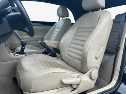 Photo 10 Volkswagen Coccinelle Gén. II Ph1 Vintage 2