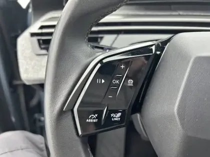 Photo 106 Peugeot 3008  Hybrid 136 e-DCS6