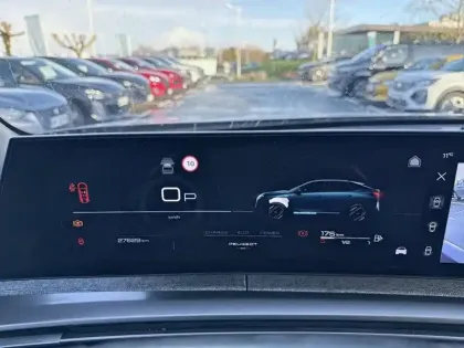 Photo 9 Peugeot 3008  Hybrid 136 e-DCS6