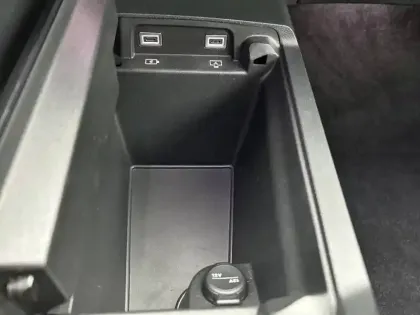 Photo 112 Peugeot 3008  Hybrid 136 e-DCS6