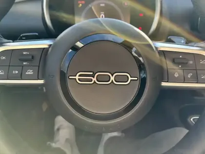 Photo 29 Fiat 600  1.2 HYBRID 100 CH DCT6