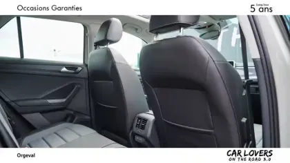 Photo 11 Volkswagen T-roc  1.5 TSI EVO2 150 Start/Stop DSG7