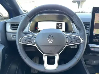 Photo 14 Renault Captur  E-Tech full hybrid 160 ch