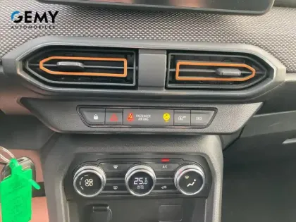 Photo 13 Dacia Sandero  ECO-G 100