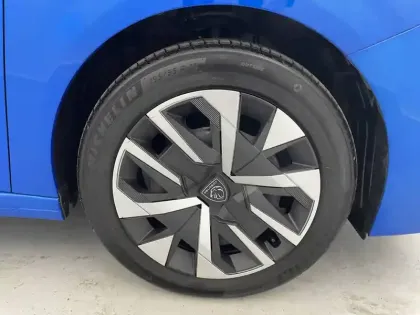 Photo 17 Peugeot 208  PureTech 75 S&S BVM5