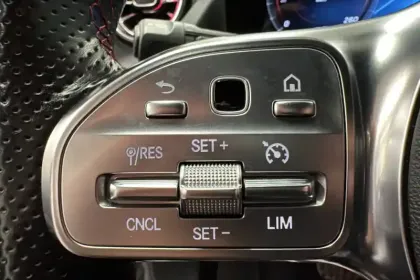 Photo 52 Mercedes Classe B  180 d 8G-DCT