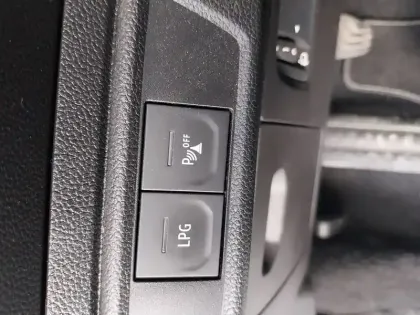 Photo 19 Dacia Sandero  ECO-G 100 - 22