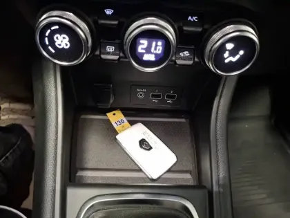 Photo 35 Renault Captur  TCe 100 GPL - 21