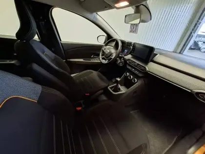 Photo 31 Dacia Sandero  ECO-G 100 - 22