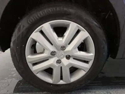 Photo 11 Dacia Sandero  ECO-G 100 - 22