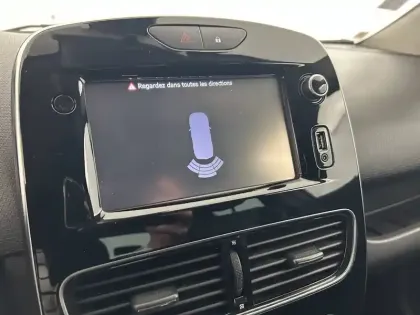 Photo 61 Renault Clio  TCe 90 E6C