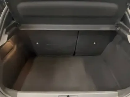 Photo 19 Peugeot 208  PureTech 100 S&S BVM6