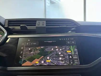 Photo 7 Audi Q3  35 TFSI 150 ch S tronic 7