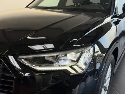 Photo 34 Audi Q3  35 TFSI 150 ch S tronic 7