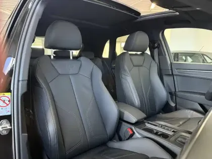 Photo 9 Audi Q3  35 TFSI 150 ch S tronic 7