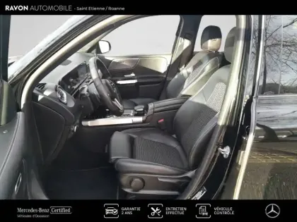 Photo 15 Mercedes GLB  200 d 8G-DCT